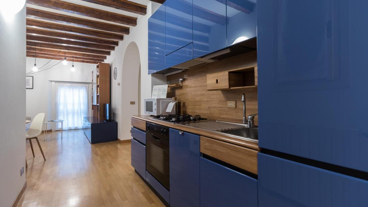 Italianway - Tadino 13 Lägenhet Milano Exteriör bild